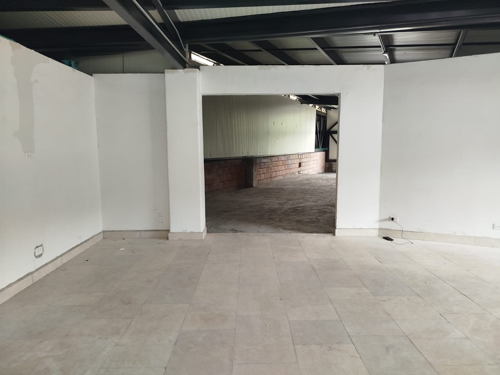 Bodega en arriendo en La Estrella — foto 2 de 12