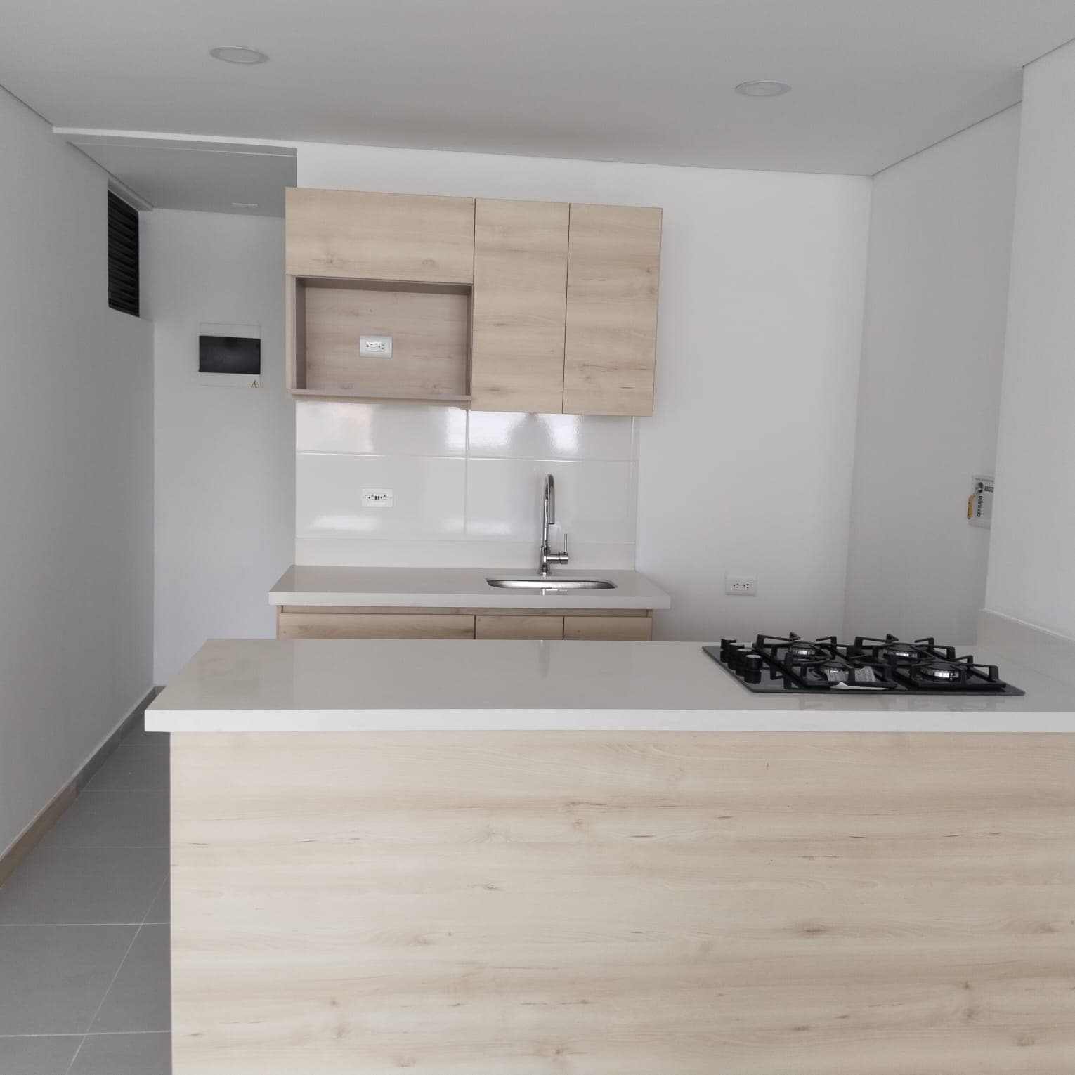 Apartaestudio en arriendo en Copacabana — foto 1 de 14