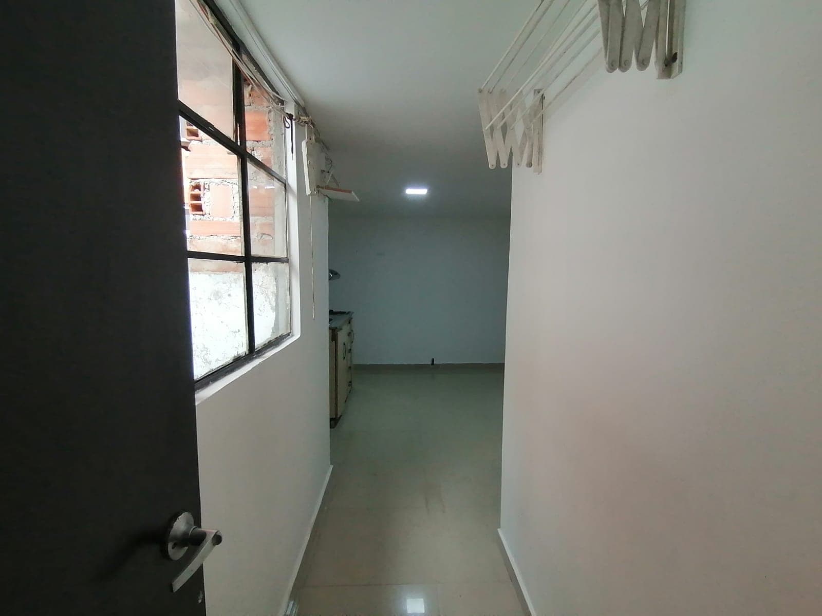 Apartaestudio en arriendo en Simón Bolívar, La America, Medellín — foto 2 de 12
