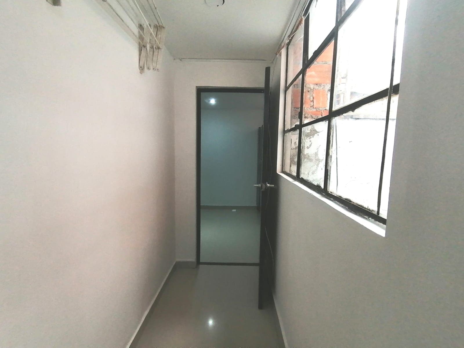 Apartaestudio en arriendo en Simón Bolívar, La America, Medellín — foto 3 de 12
