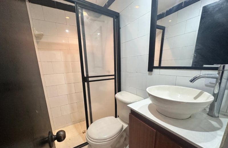 Apartaestudio en arriendo en Simón Bolívar, La America, Medellín — foto 4 de 12