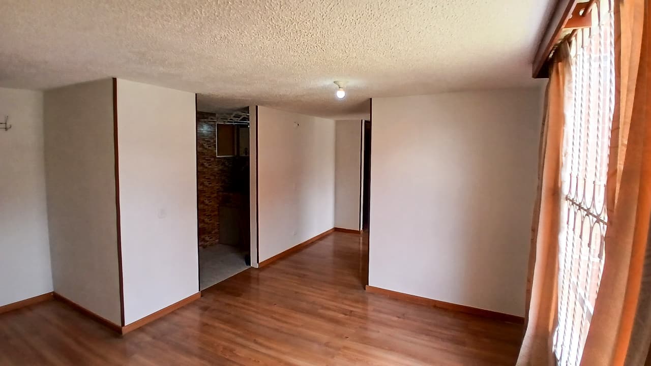 Apartamento en arriendo en Hogares, Soacha — foto 1 de 17