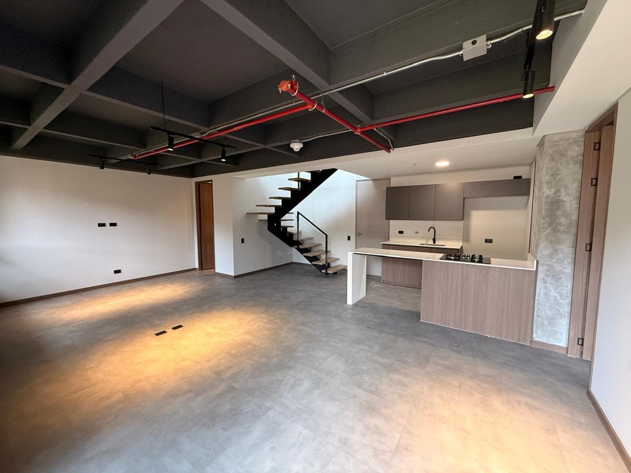 Apartamento en arriendo en Retiro — foto 3 de 20