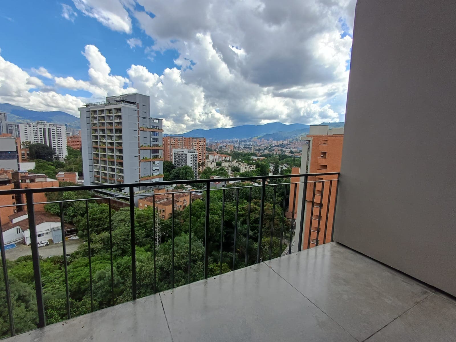 Apartamento en arriendo en Astorga, Poblado, Medellín — foto 2 de 18