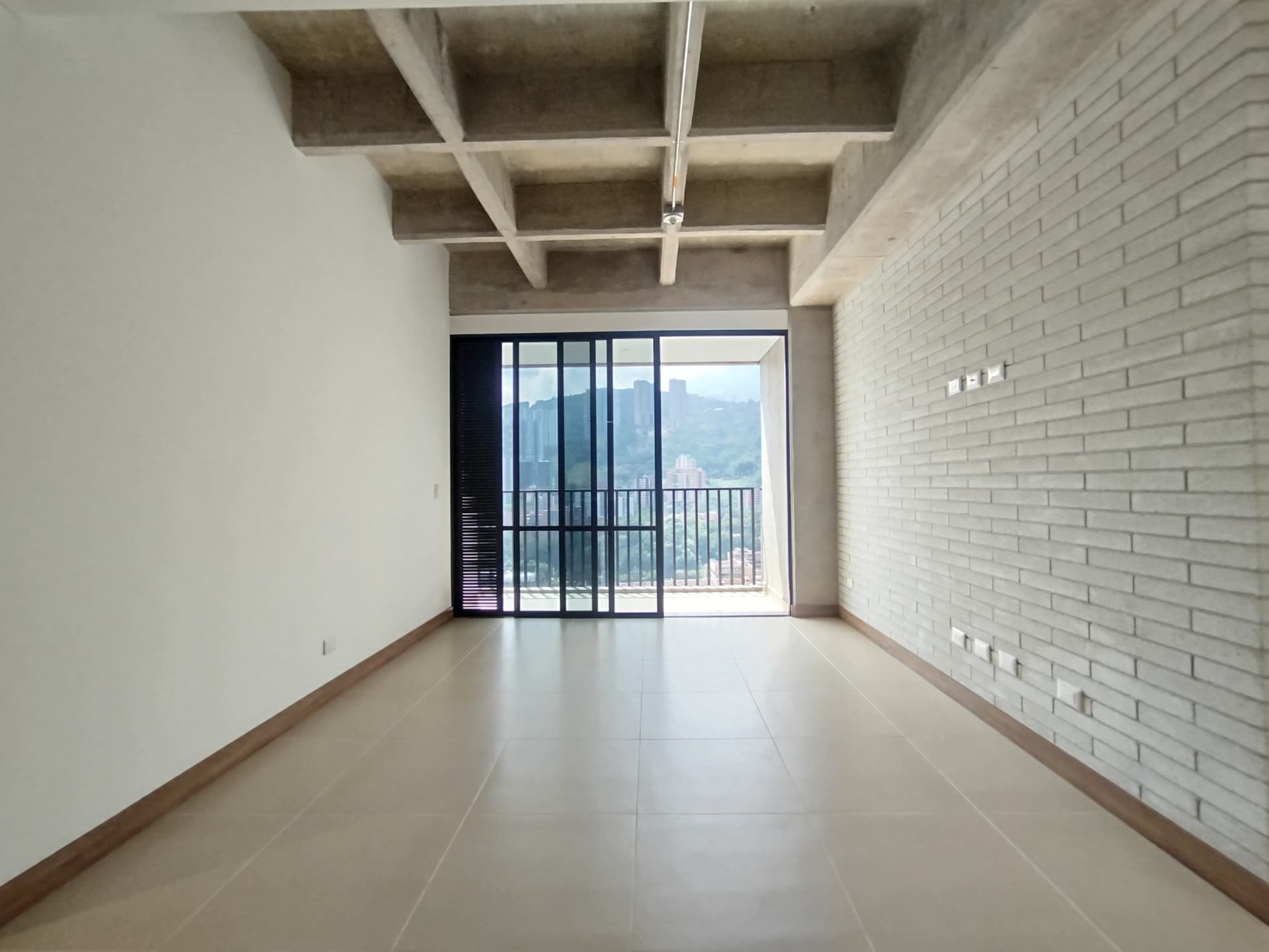 Apartamento en arriendo en Ciudad Del Rio, Medellín — foto 1 de 20