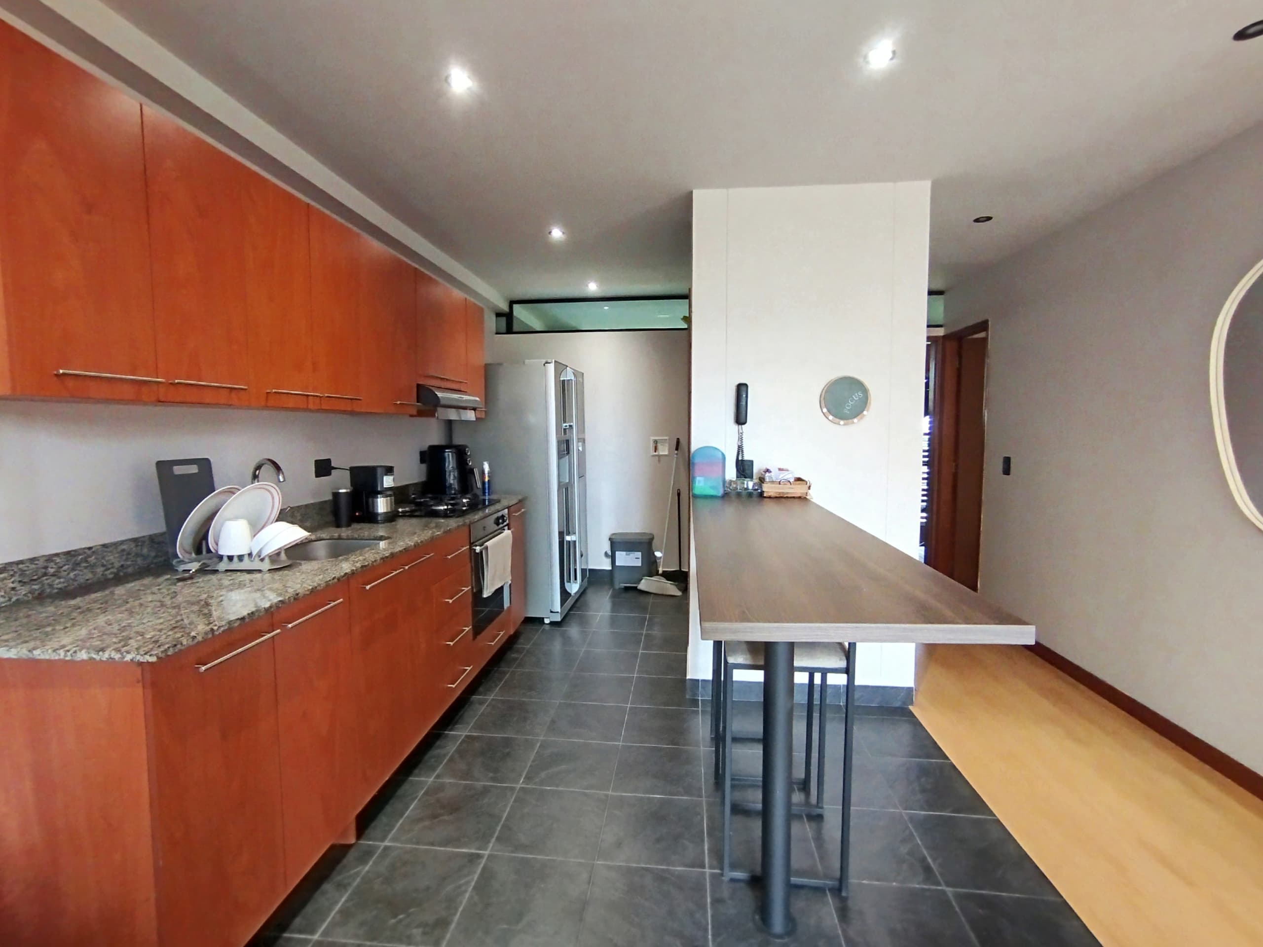Apartamento en arriendo en La Tomatera, Poblado, Medellín — foto 4 de 15
