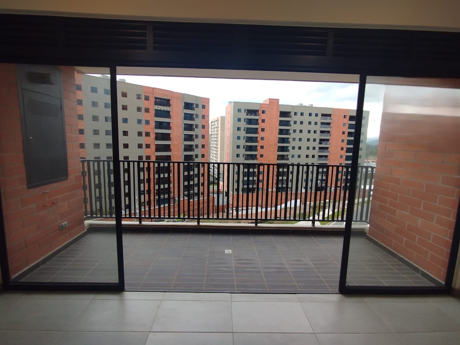 Apartamento en arriendo en Rionegro — foto 1 de 18