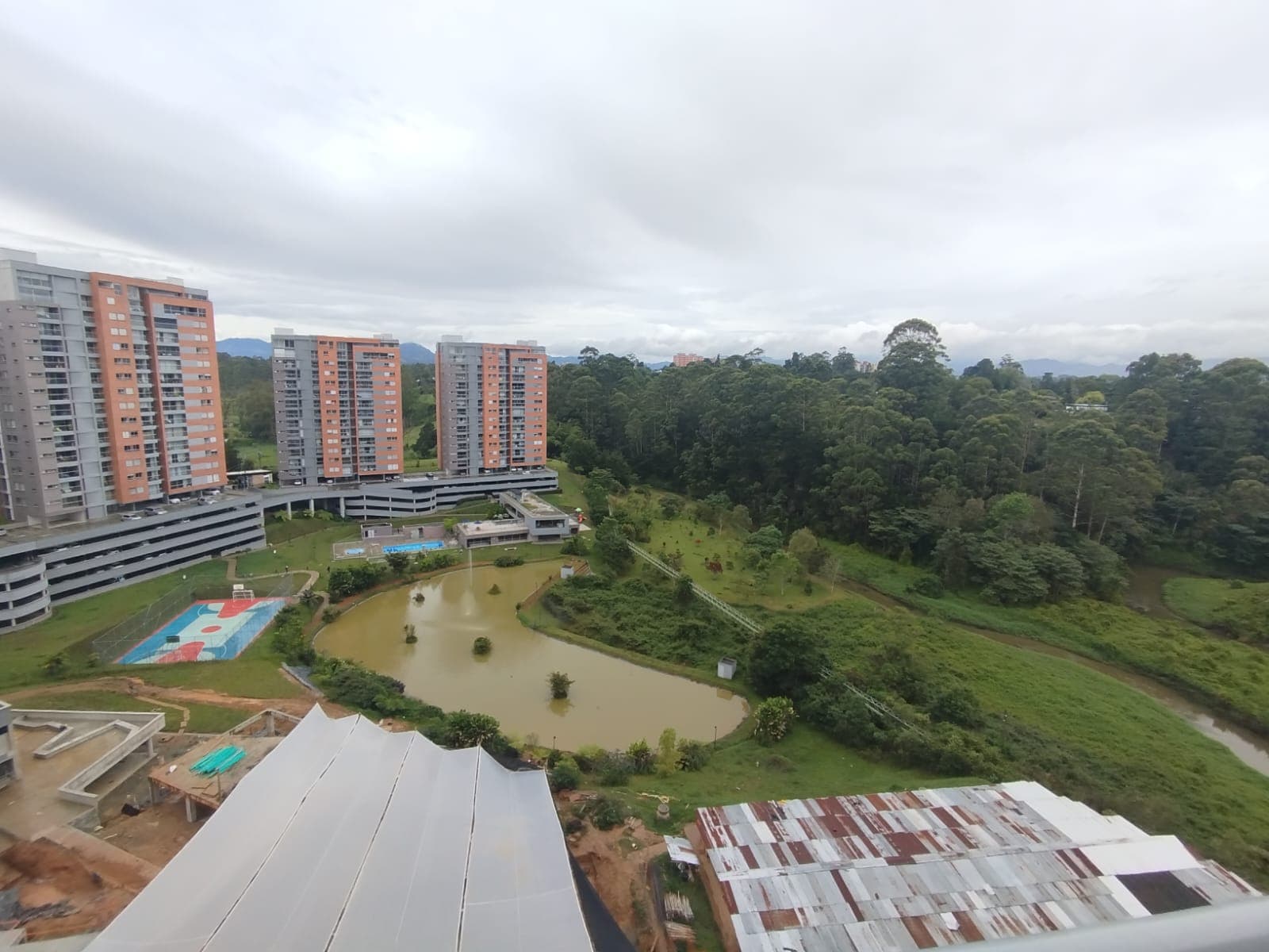 Apartamento en arriendo en Rionegro — foto 1 de 16