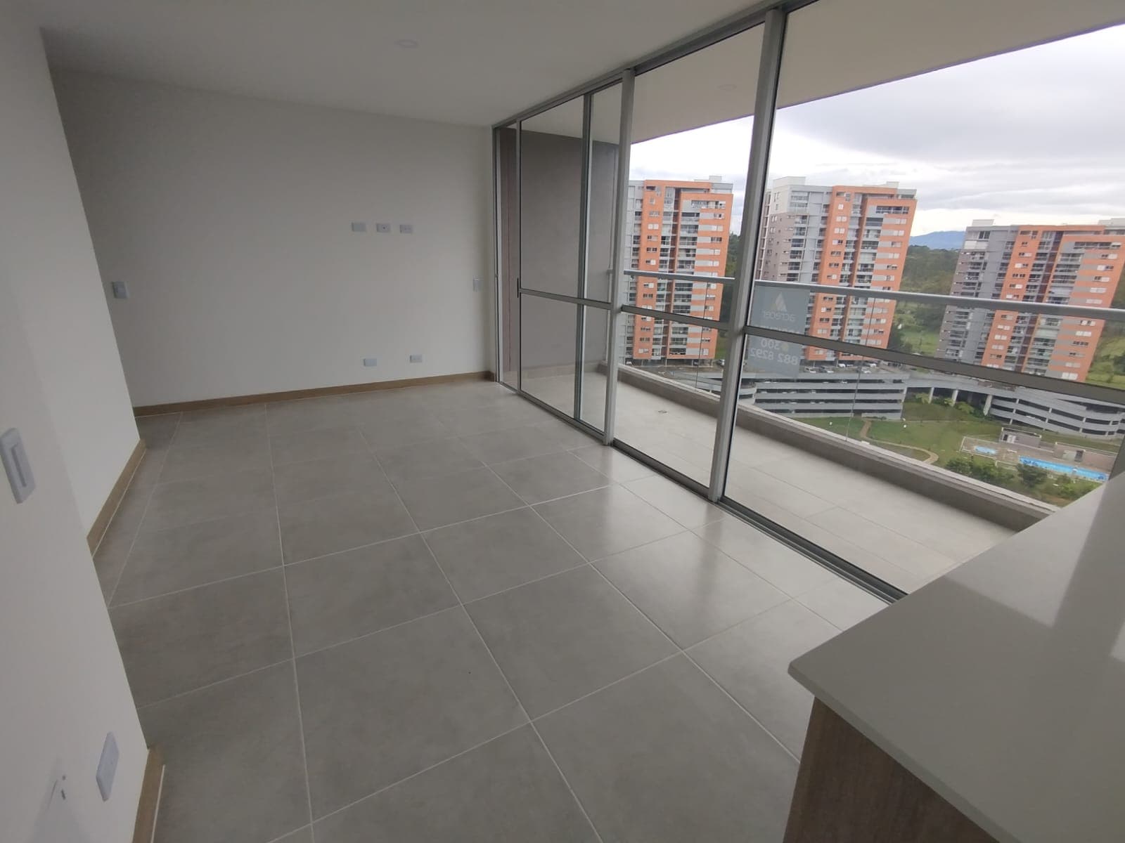Apartamento en arriendo en Rionegro — foto 3 de 16