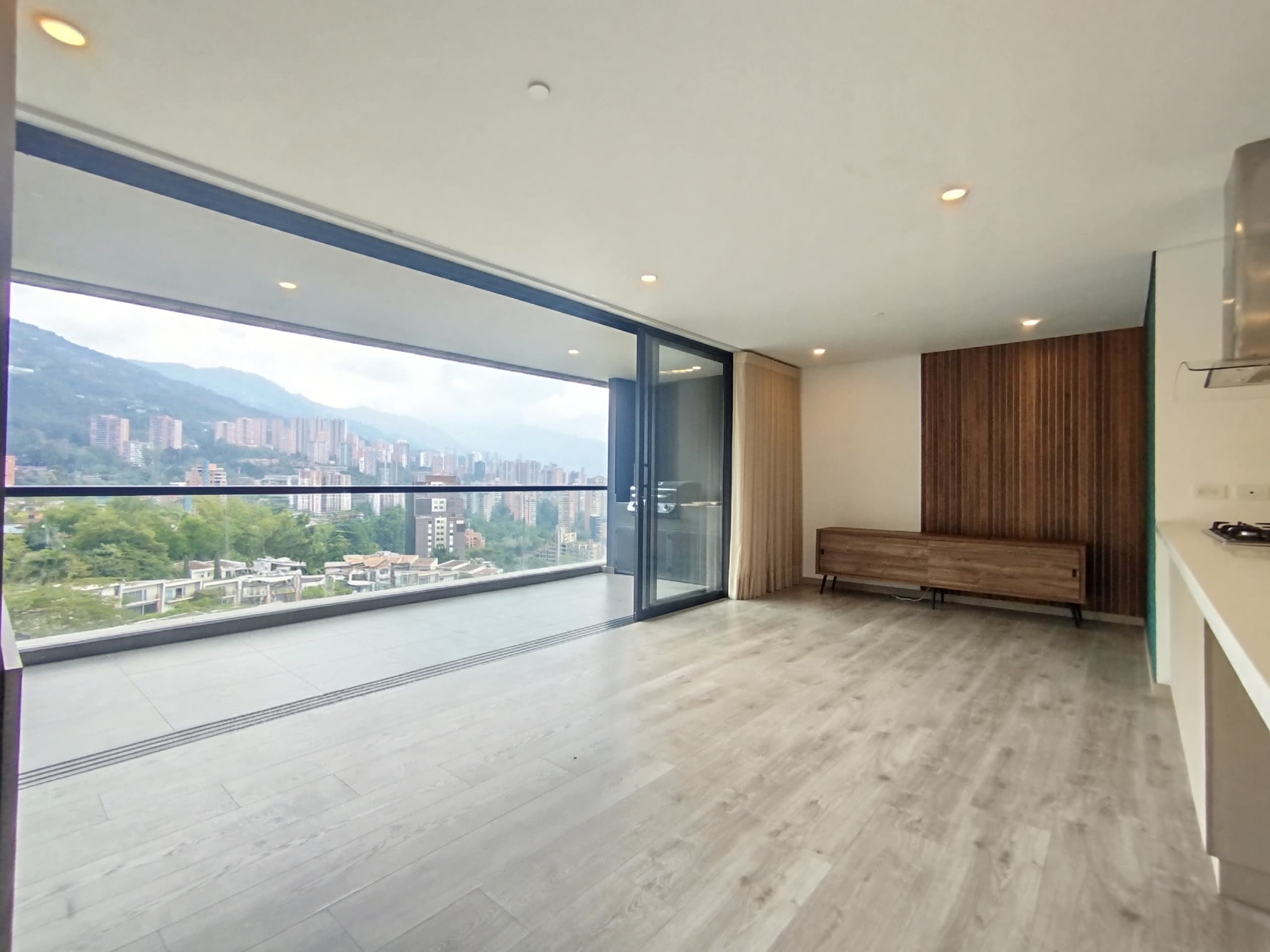 Apartamento en arriendo en Las Palmas M, Poblado, Medellín — foto 4 de 20