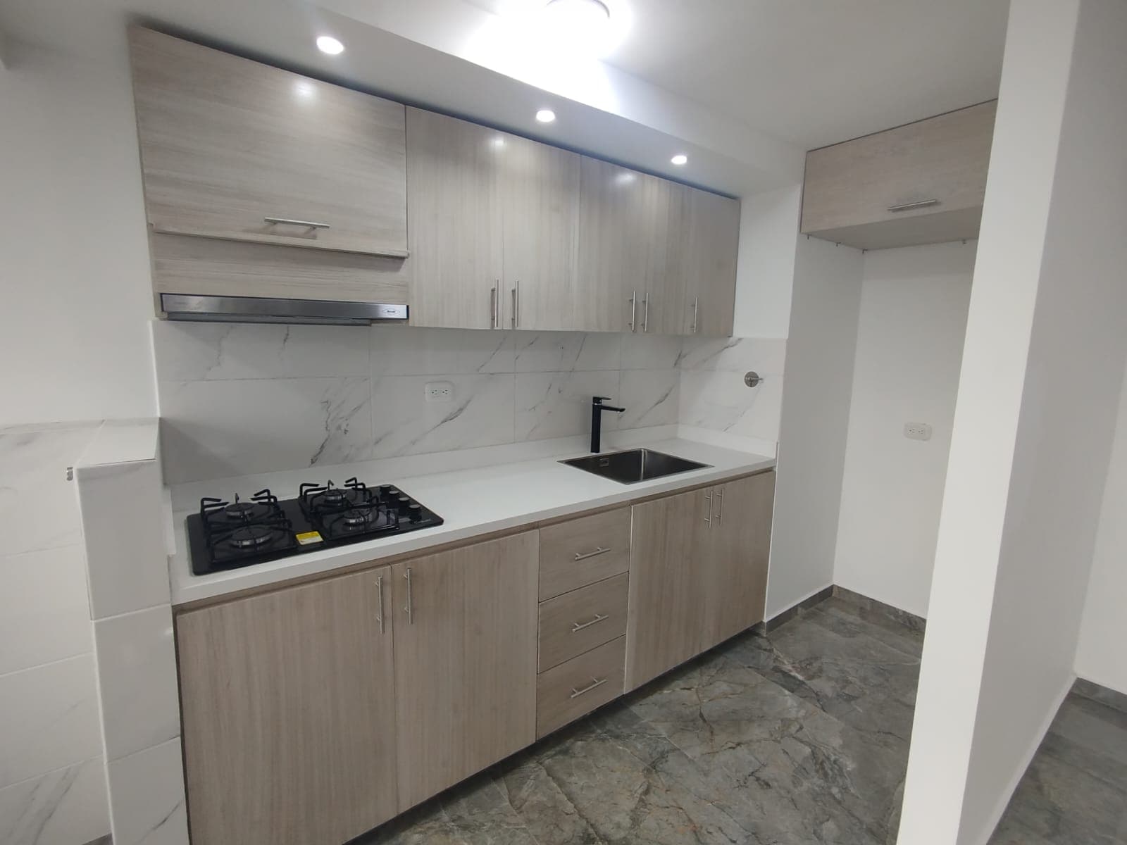 Apartamento en arriendo en Rionegro — foto 3 de 14
