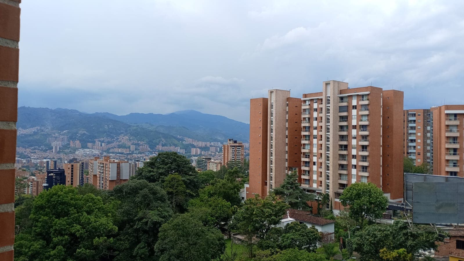 Apartamento en arriendo en Loma De Los Mesa, Envigado — foto 1 de 12