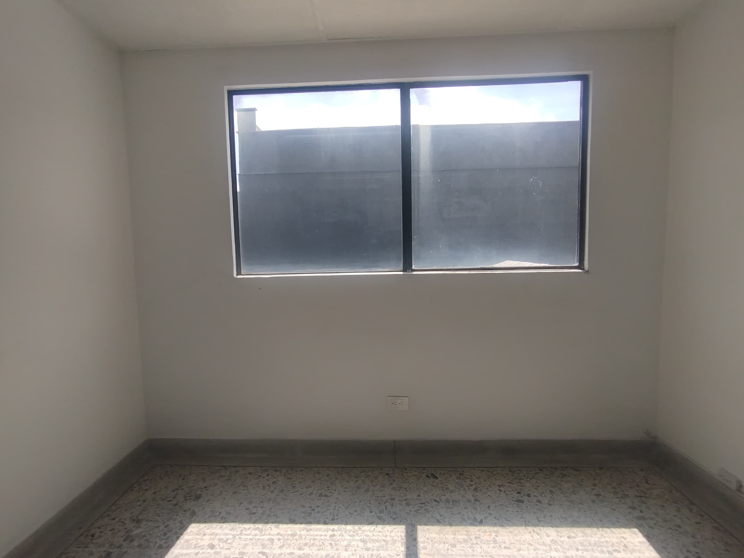 Local en arriendo en Itagui — foto 3 de 14