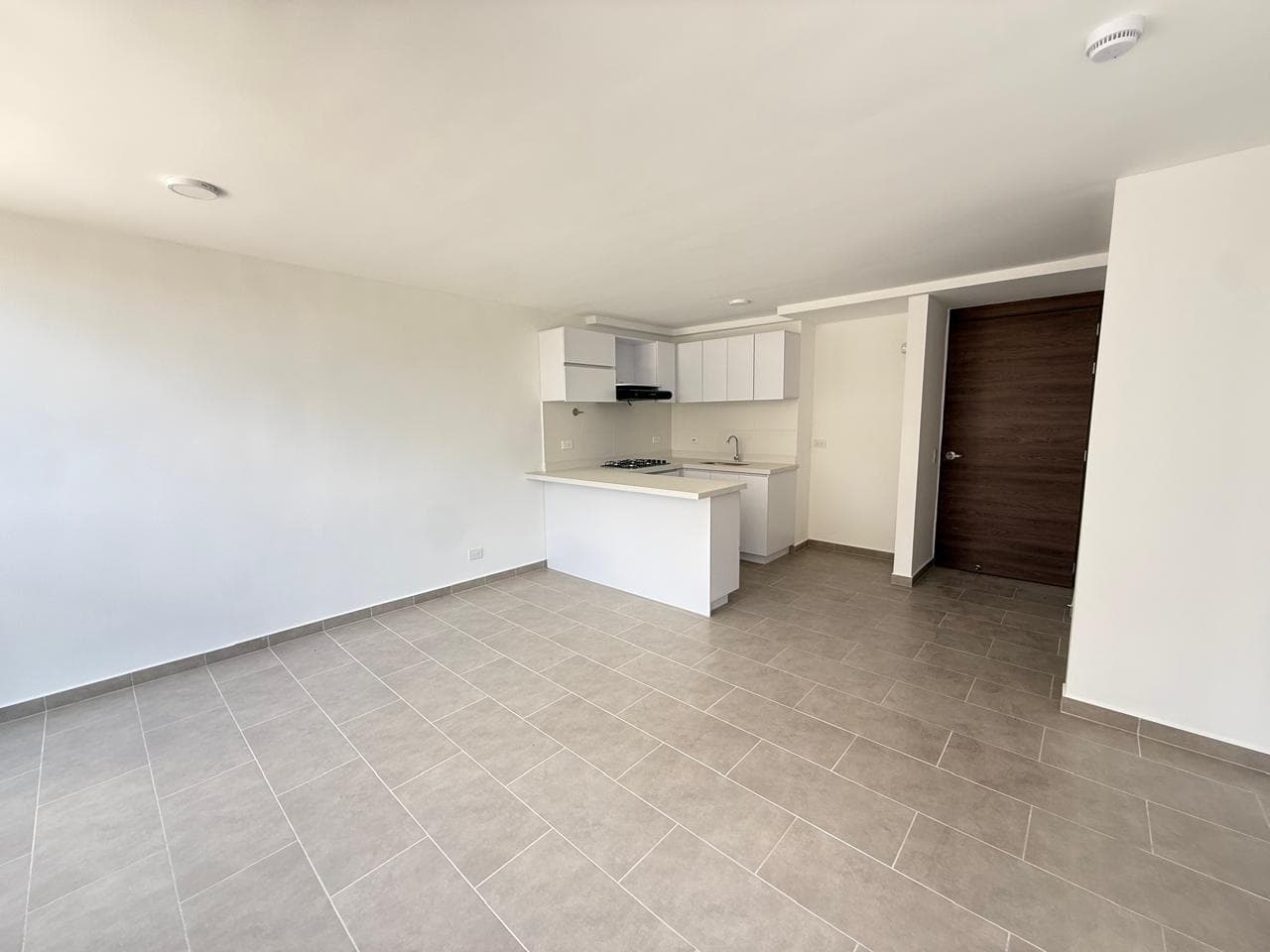 Apartamento en arriendo en Rionegro — foto 4 de 13
