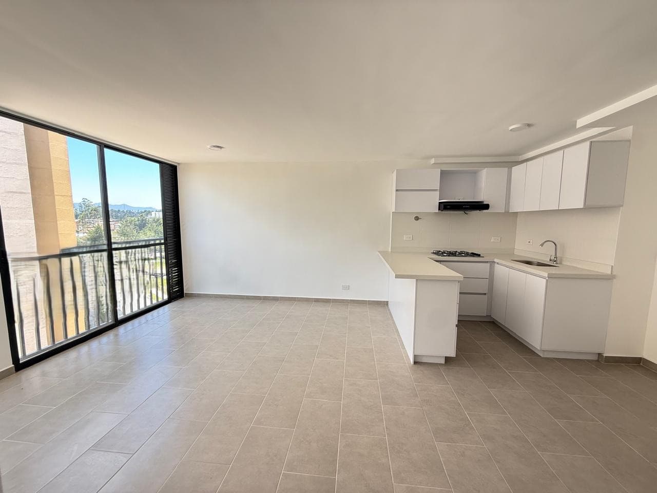 Apartamento en arriendo en Rionegro — foto 5 de 13