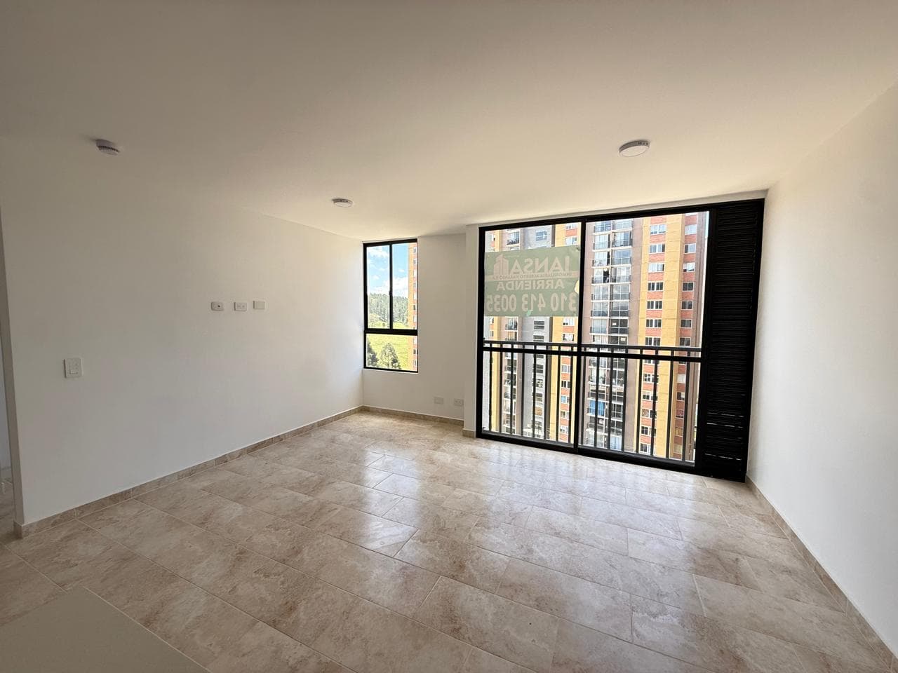 Apartamento en arriendo en Rionegro — foto 1 de 13