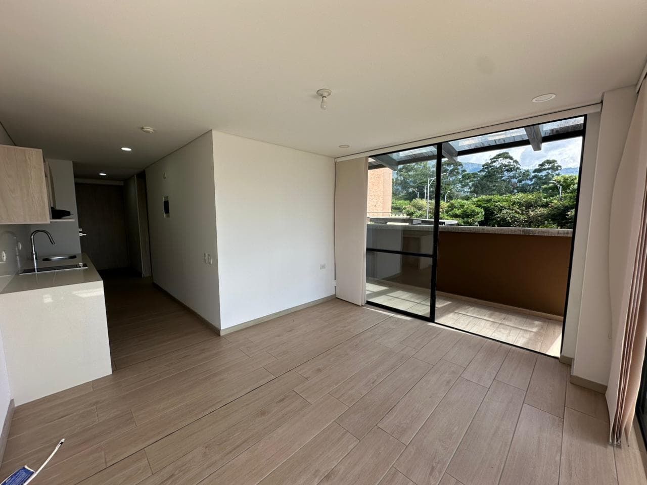 Apartamento en arriendo en Loma Del Escobero, Envigado — foto 5 de 15