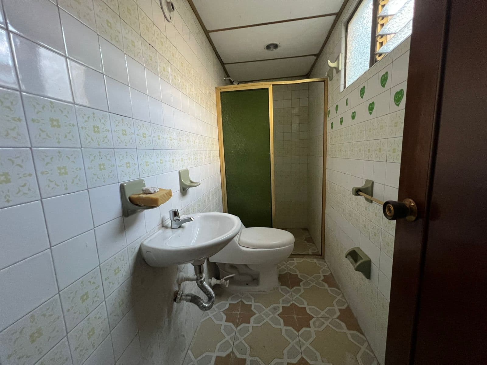 Apartamento en arriendo en Los Colores, Laureles, Medellín — foto 5 de 15