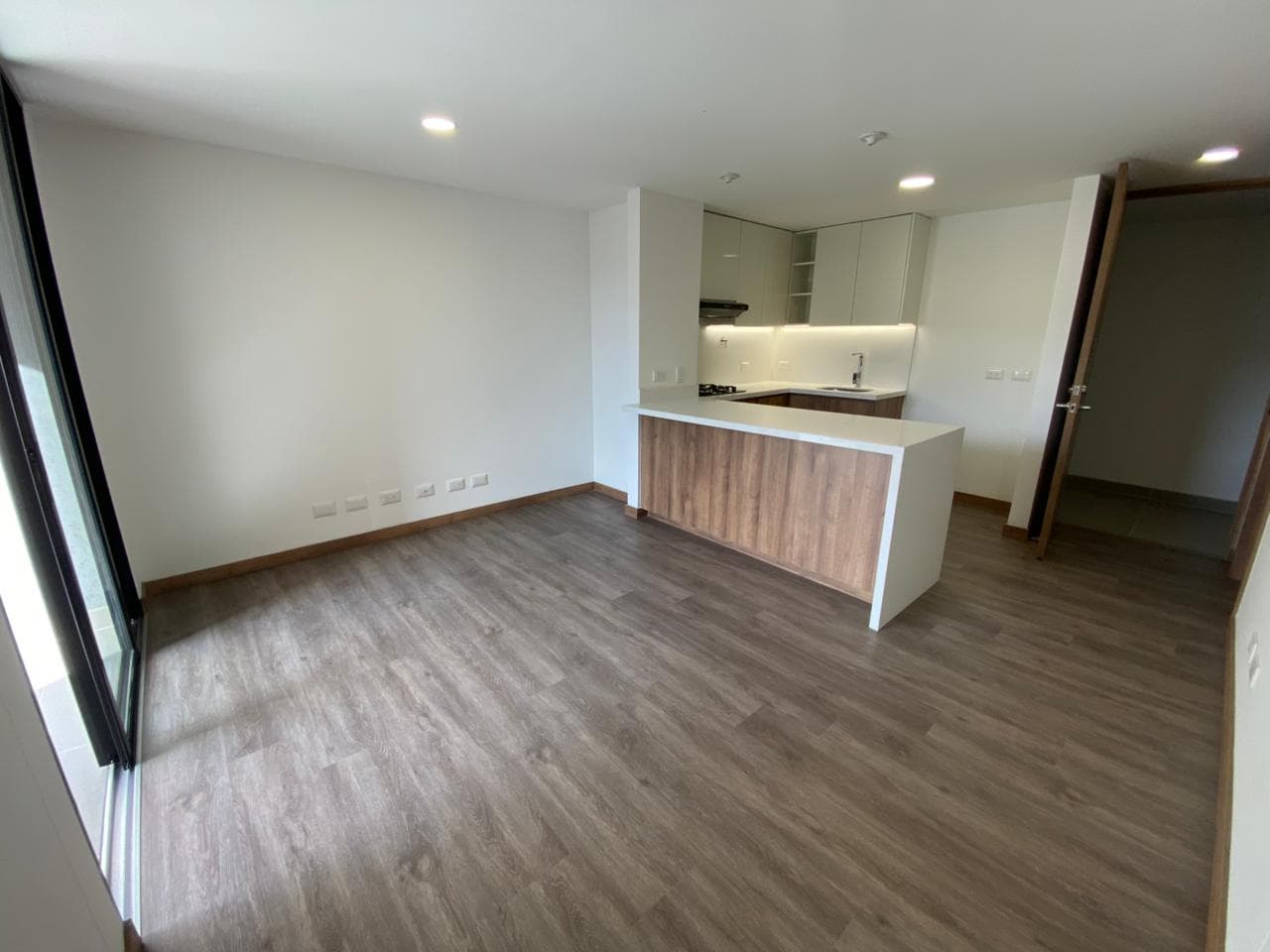 Apartamento en arriendo en Las Vegas, Envigado — foto 2 de 20