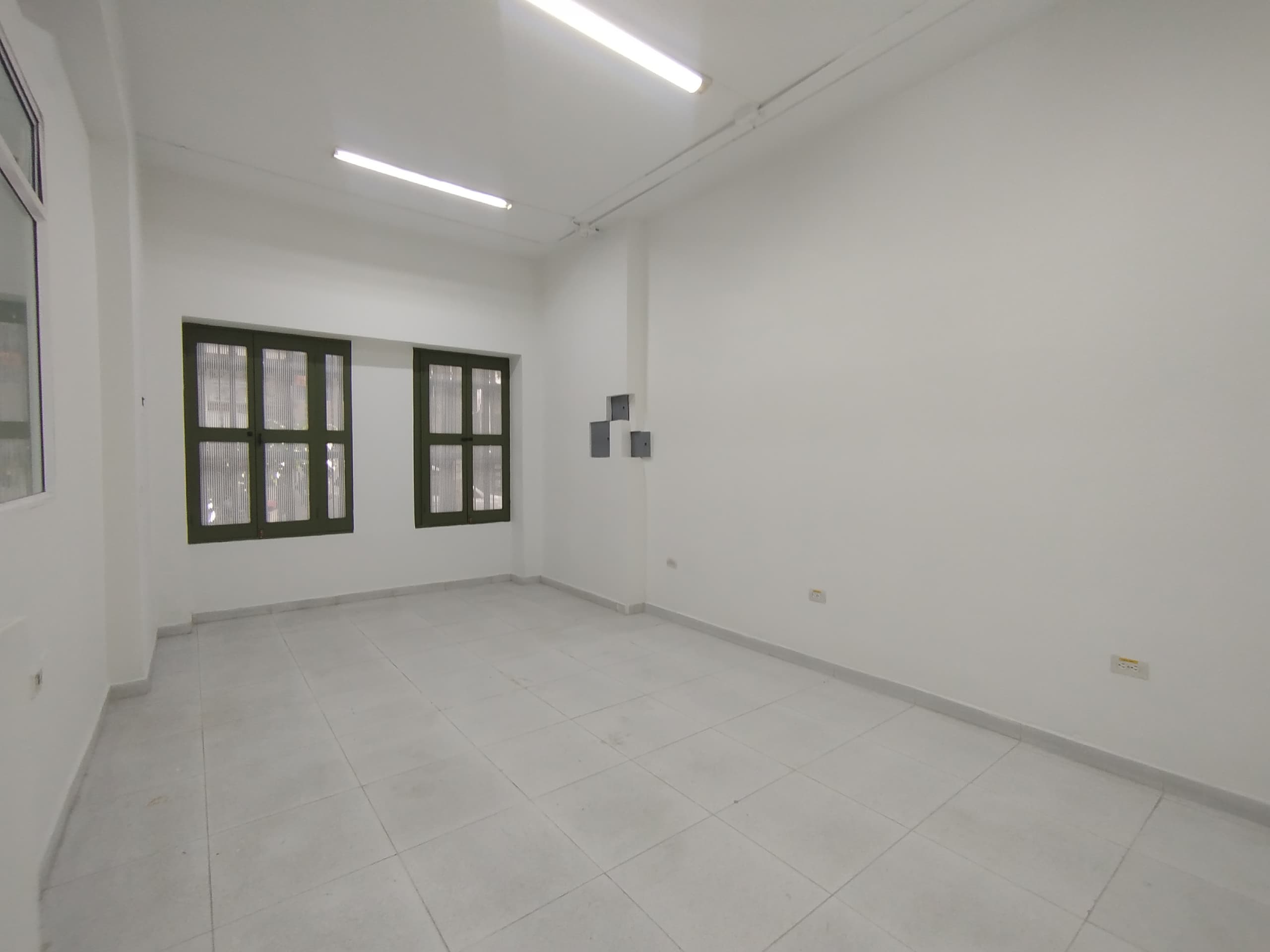 Casa Comercial en arriendo en La Candelaria, Centro, Medellín — foto 4 de 20