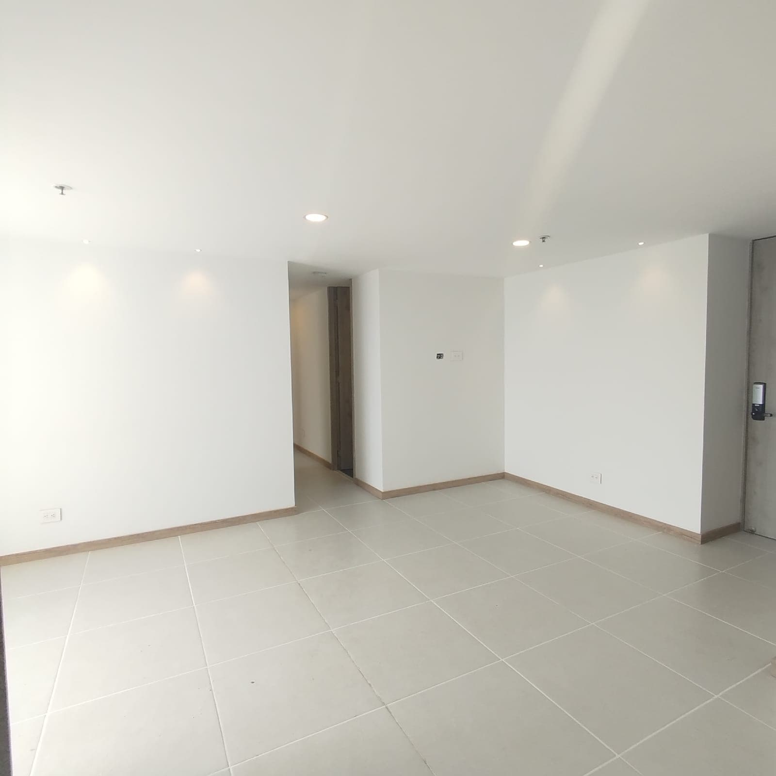 Apartamento en arriendo en Las Antillas, Envigado — foto 3 de 17