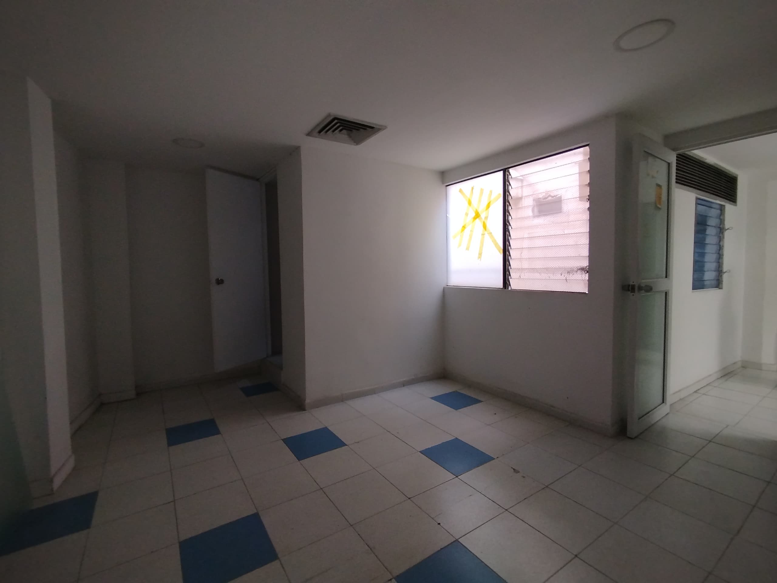Local en arriendo en Itagui — foto 3 de 12