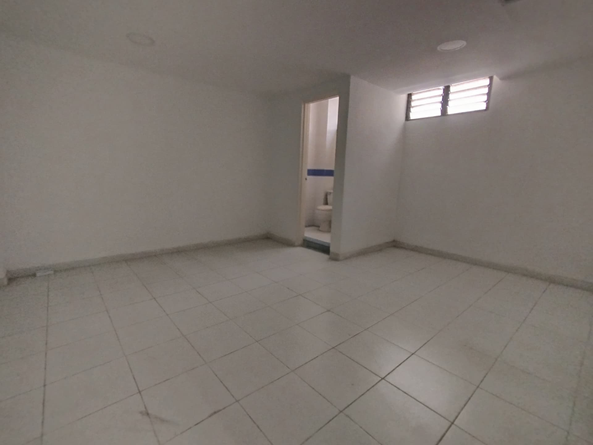 Local en arriendo en Itagui — foto 1 de 14