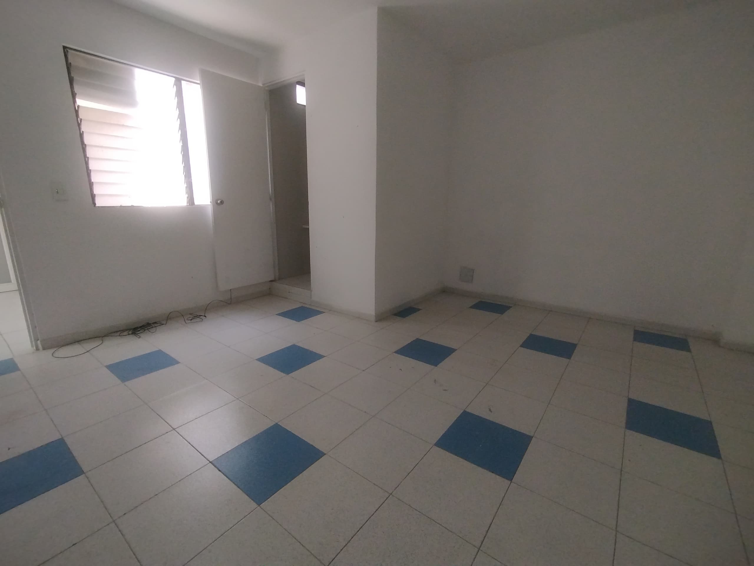 Local en arriendo en Itagui — foto 3 de 12