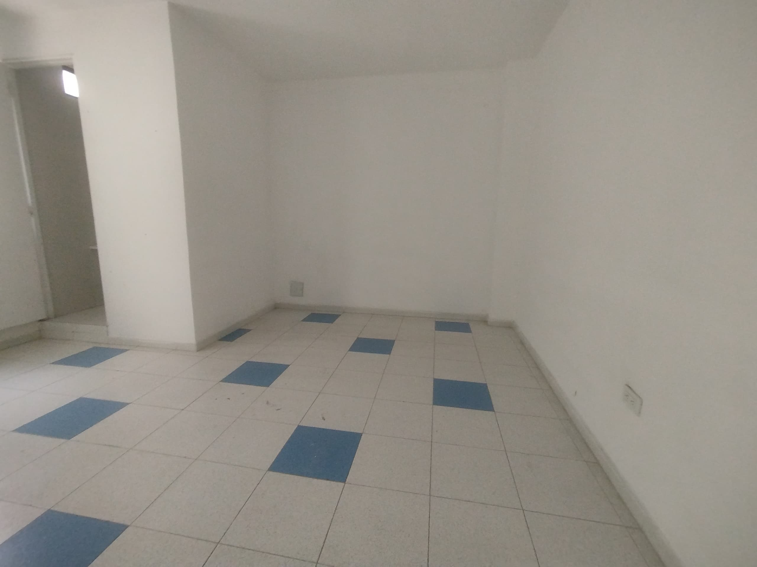 Local en arriendo en Itagui — foto 4 de 12