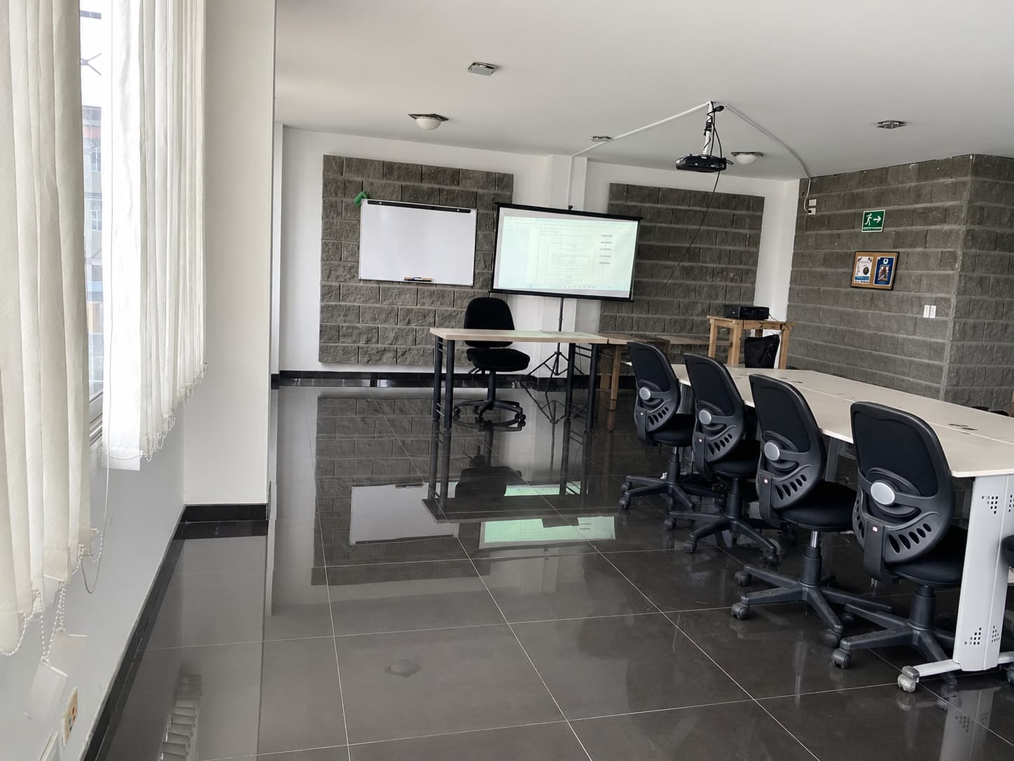 Oficina en arriendo en Madrid — foto 1 de 12