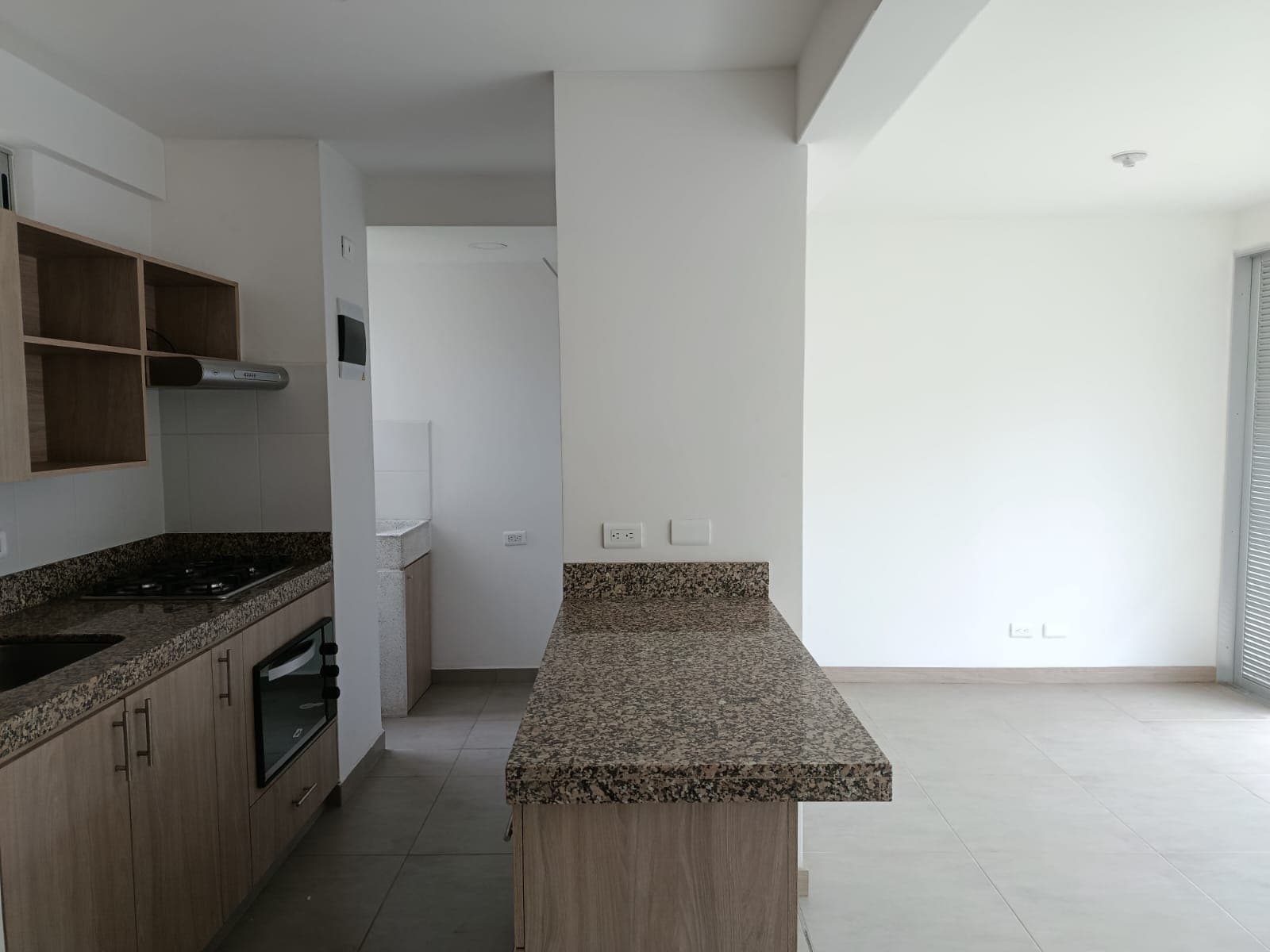Apartamento en arriendo en Calasanz Parte Alta, La America, Medellín — foto 5 de 20