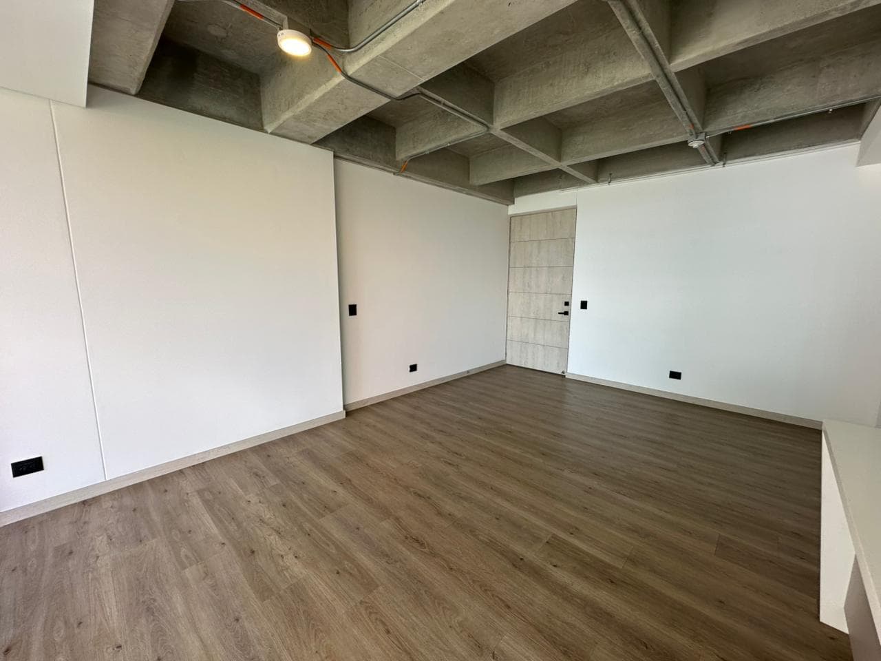 Apartamento en arriendo en Loma De Los Mesa, Envigado — foto 3 de 19