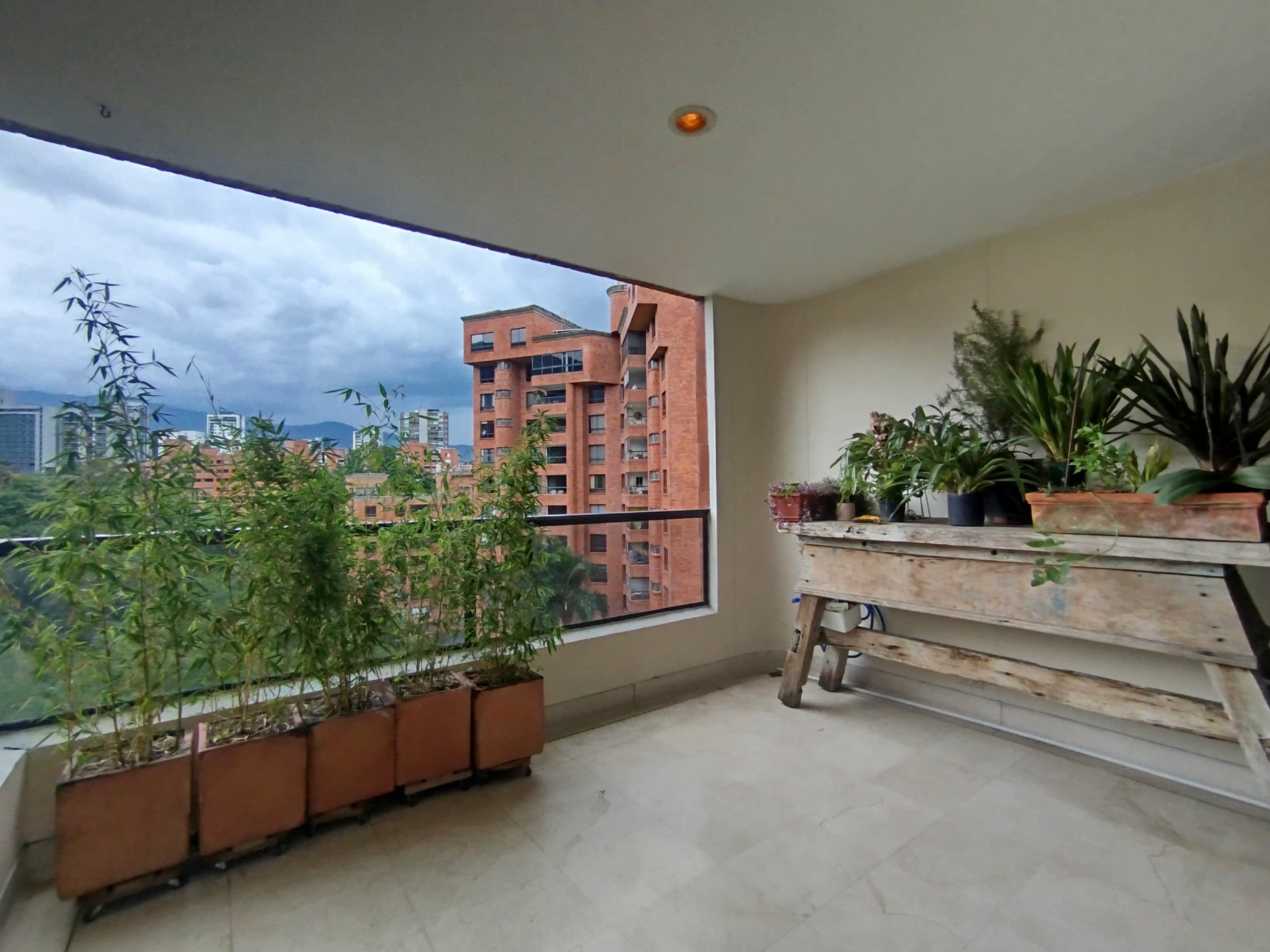Apartamento en arriendo en Patio Bonito, Poblado, Medellín — foto 4 de 20