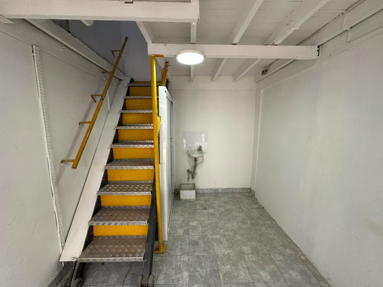 Local en arriendo en Centro De, Envigado — foto 3 de 12