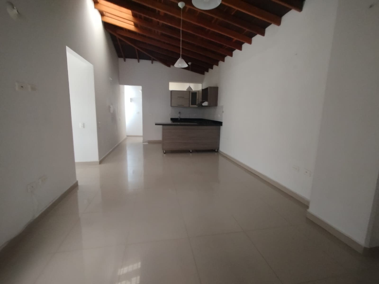 Apartamento en arriendo en Rionegro — foto 1 de 14