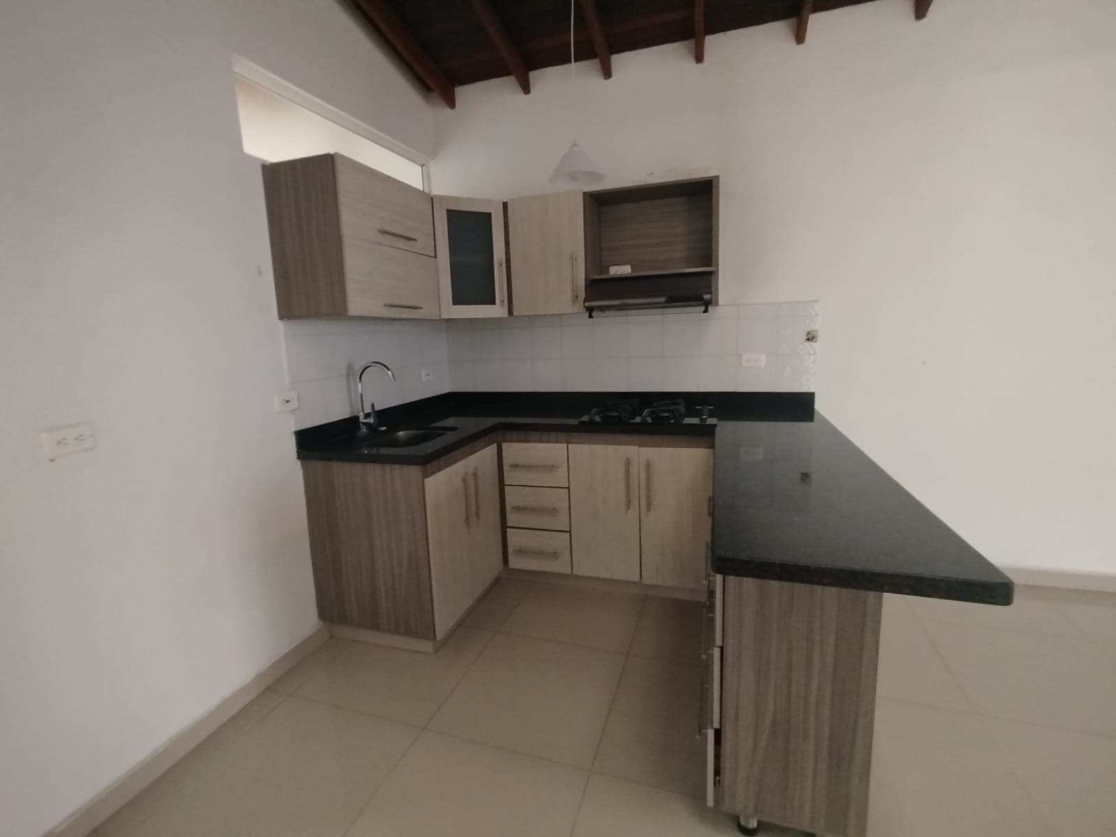 Apartamento en arriendo en Rionegro — foto 3 de 14
