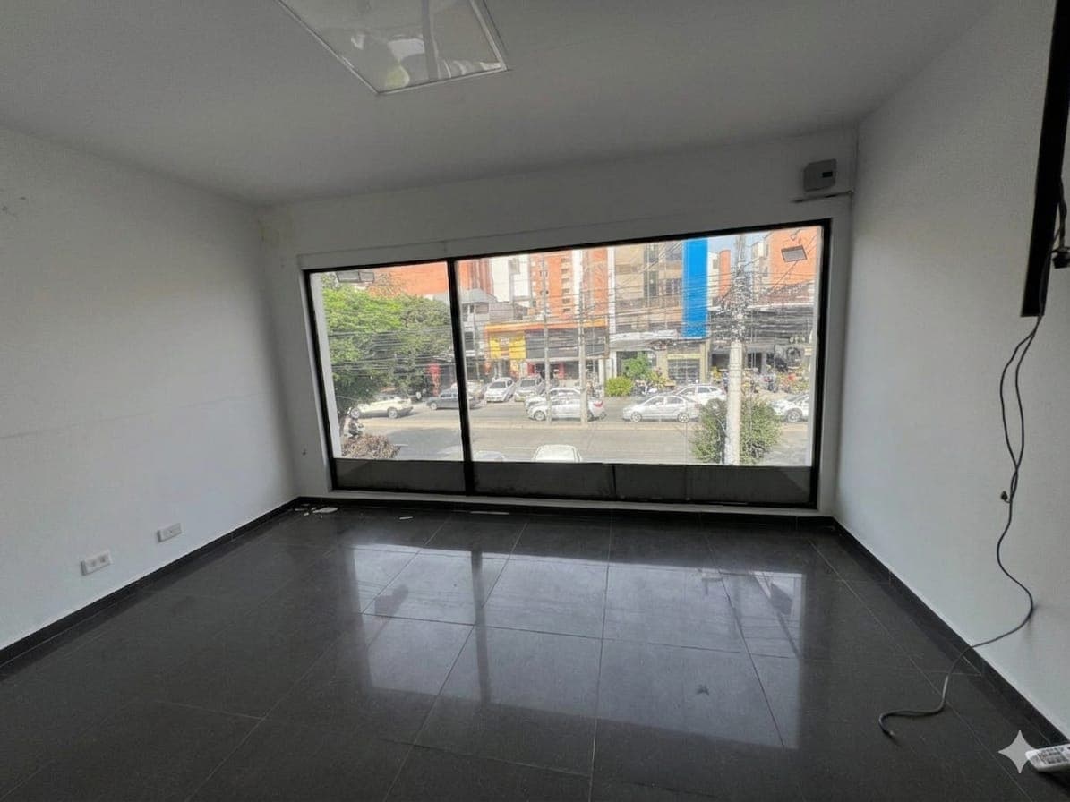 Casa Comercial en arriendo en Floresta, Laureles, Medellín — foto 2 de 18