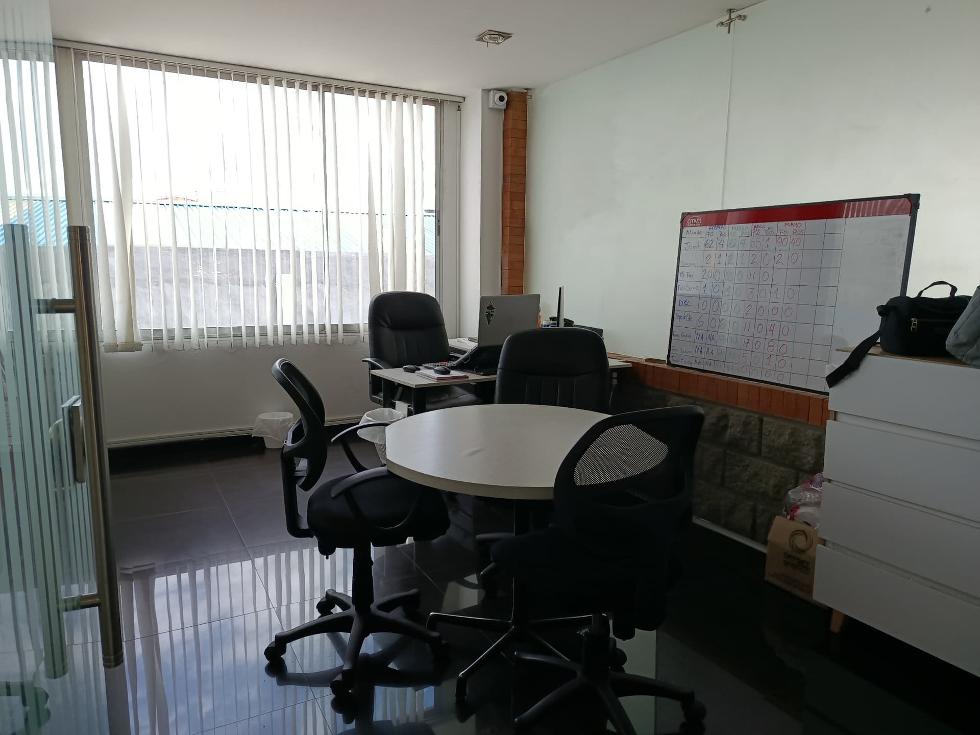 Oficina en arriendo en Madrid — foto 1 de 12