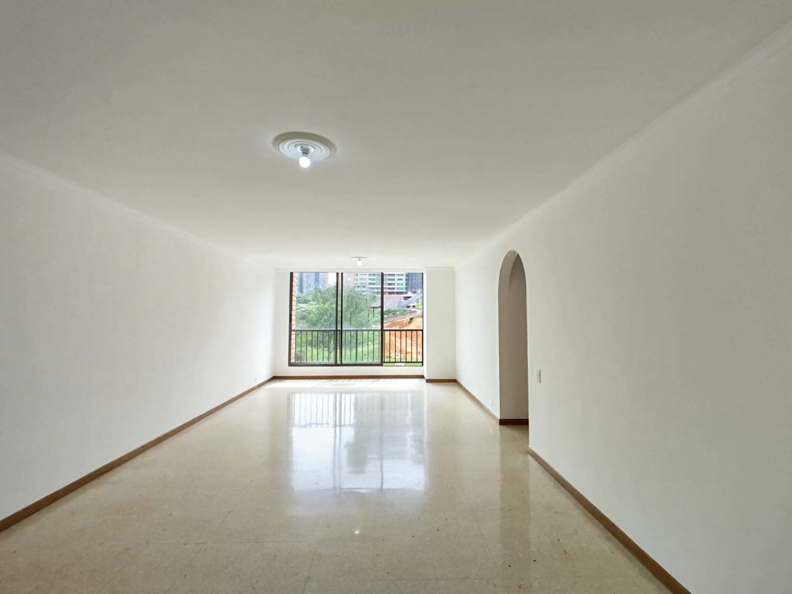 Apartamento en arriendo en Los Balsos, Poblado, Medellín — foto 3 de 20