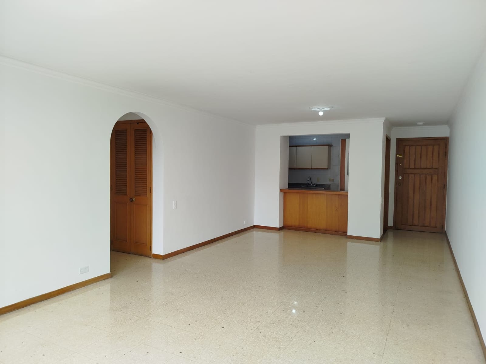 Apartamento en arriendo en Los Balsos, Poblado, Medellín — foto 5 de 20