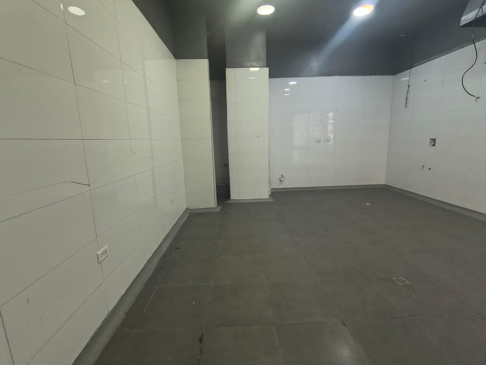 Local en arriendo en San Diego, Poblado, Medellín — foto 4 de 12