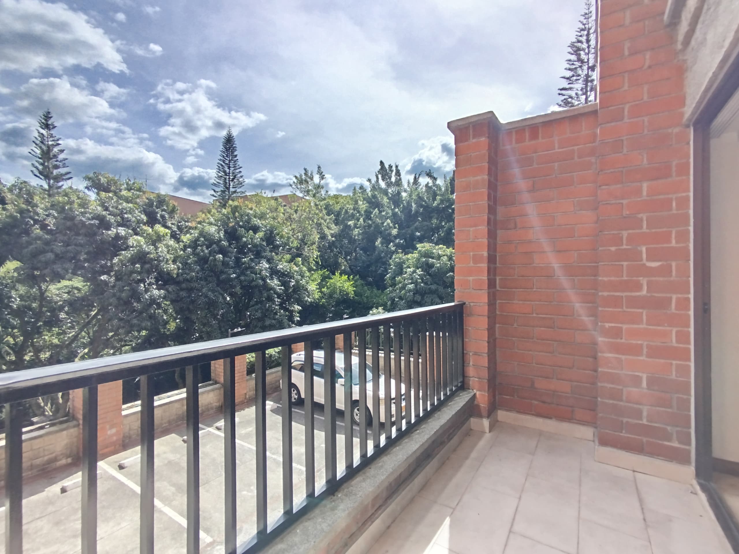 Apartamento en arriendo en Los Balsos, Poblado, Medellín — foto 2 de 20