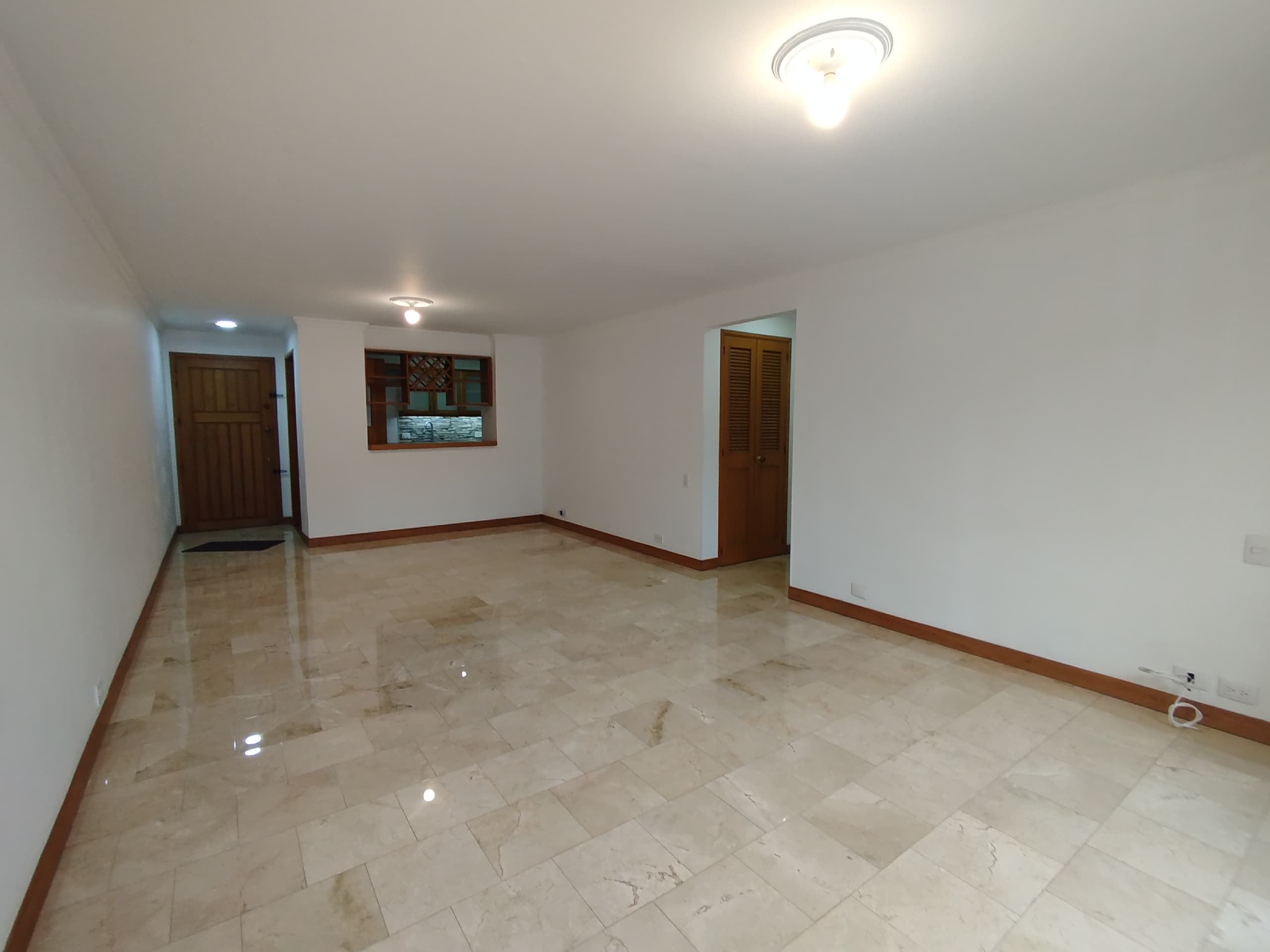 Apartamento en arriendo en Los Balsos, Poblado, Medellín — foto 4 de 20