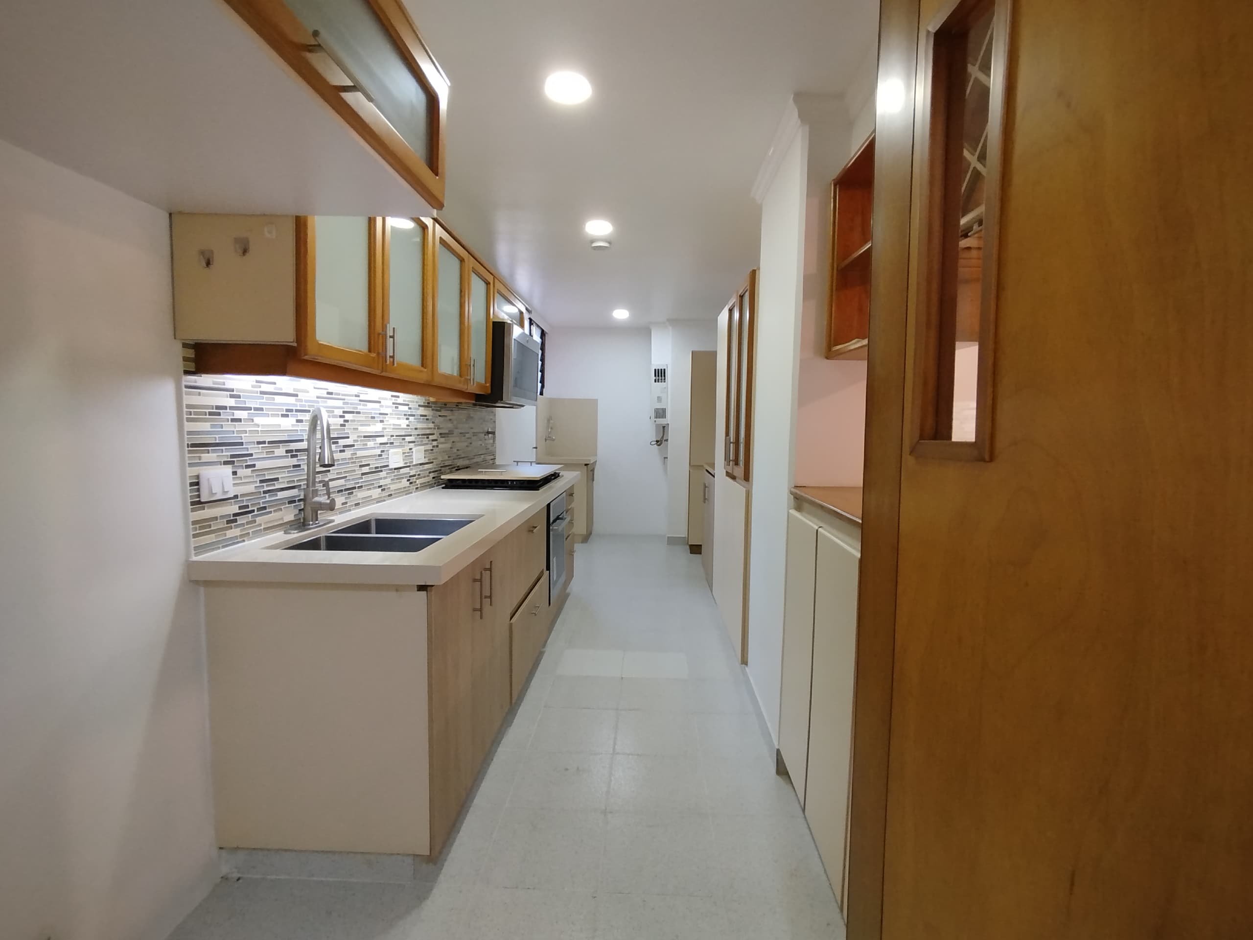 Apartamento en arriendo en Los Balsos, Poblado, Medellín — foto 5 de 20