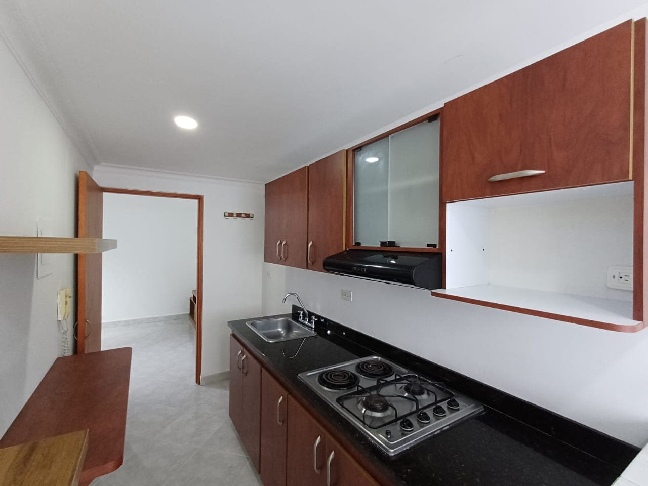 Apartamento en arriendo en Los Balsos, Poblado, Medellín — foto 1 de 20