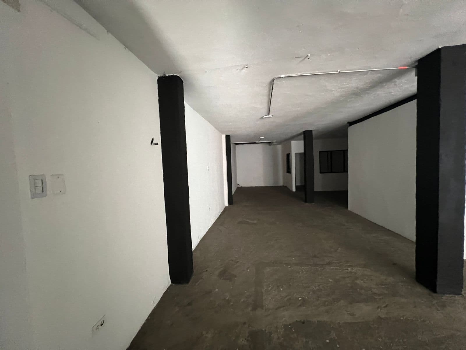 Bodega en arriendo en Trinidad, Suroccidental, Medellín — foto 1 de 14