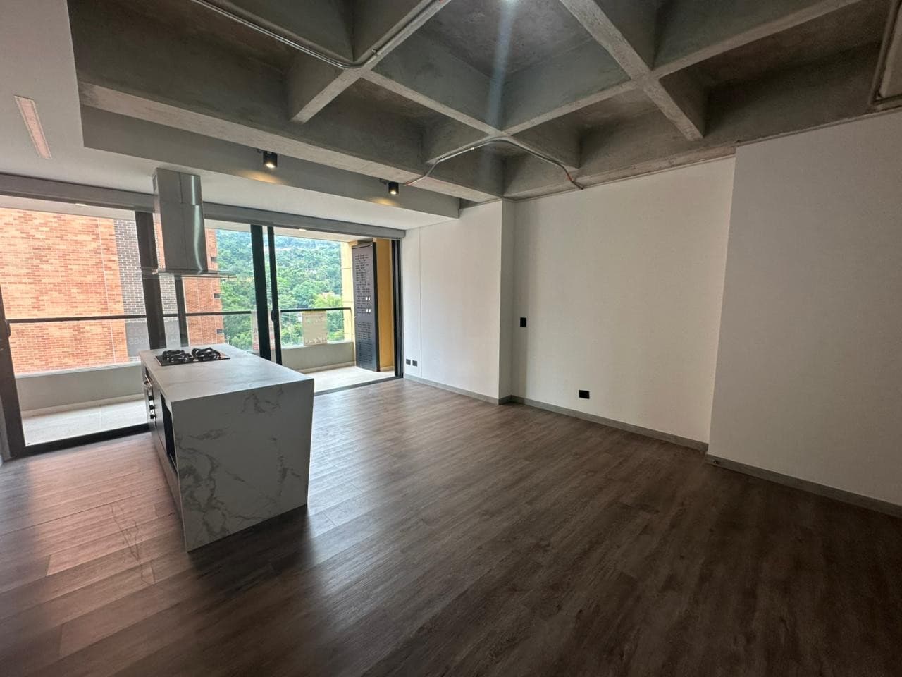 Apartamento en arriendo en Loma De Los Mesa, Envigado — foto 5 de 18