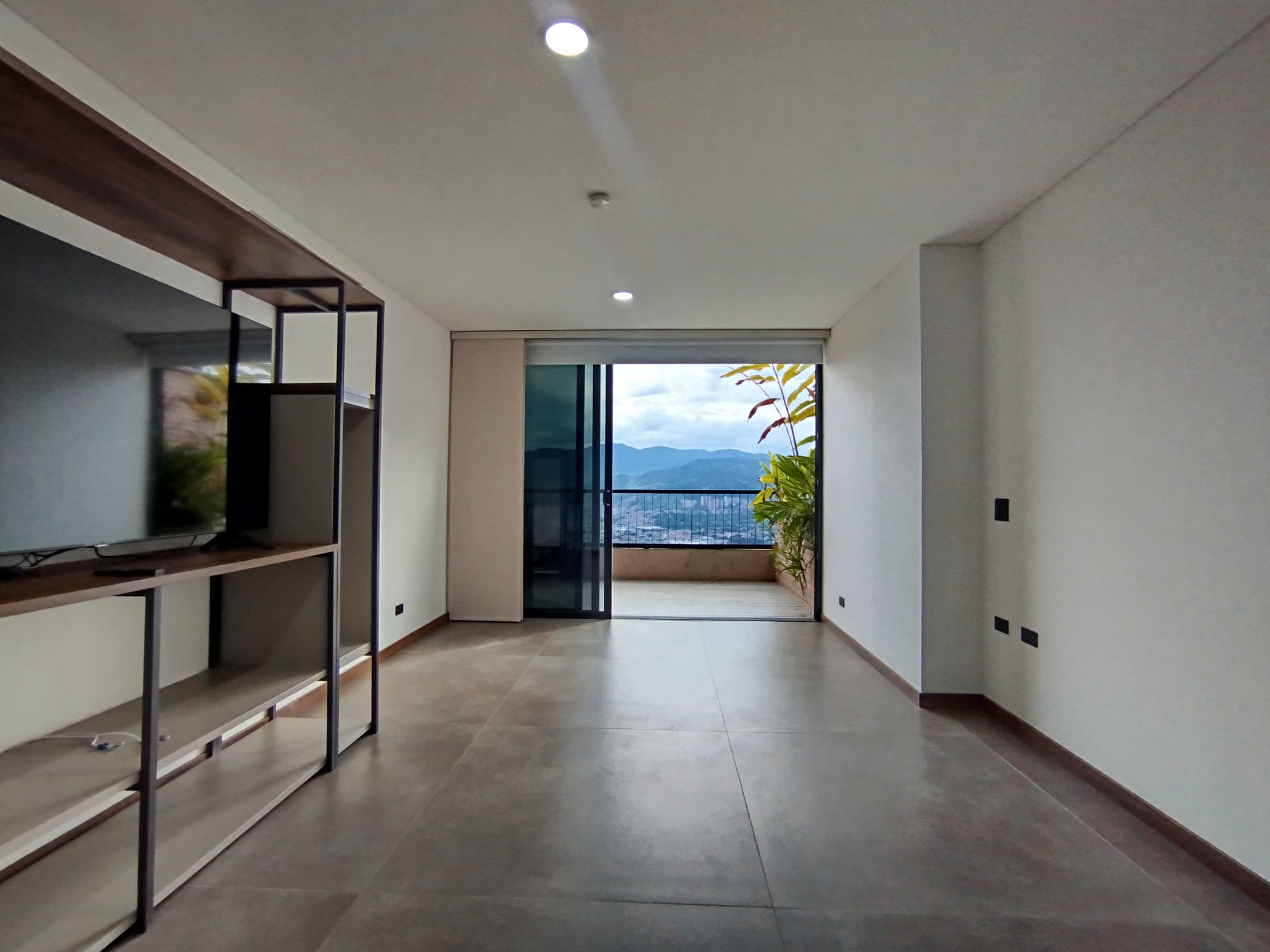 Apartamento en arriendo en Las Palmas M, Poblado, Medellín — foto 1 de 20