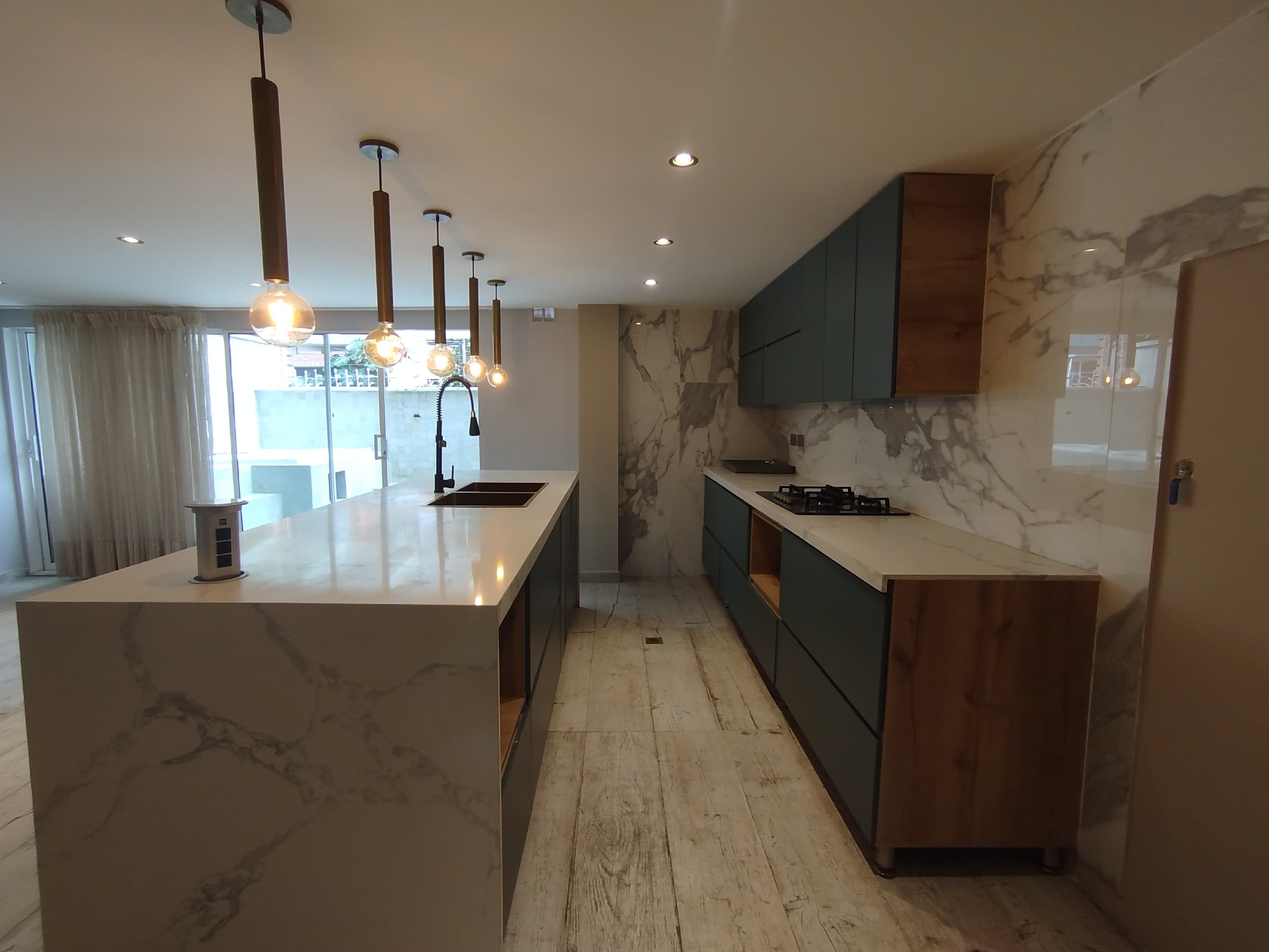 Casa Vivienda en arriendo en Castropol, Poblado, Medellín — foto 4 de 20