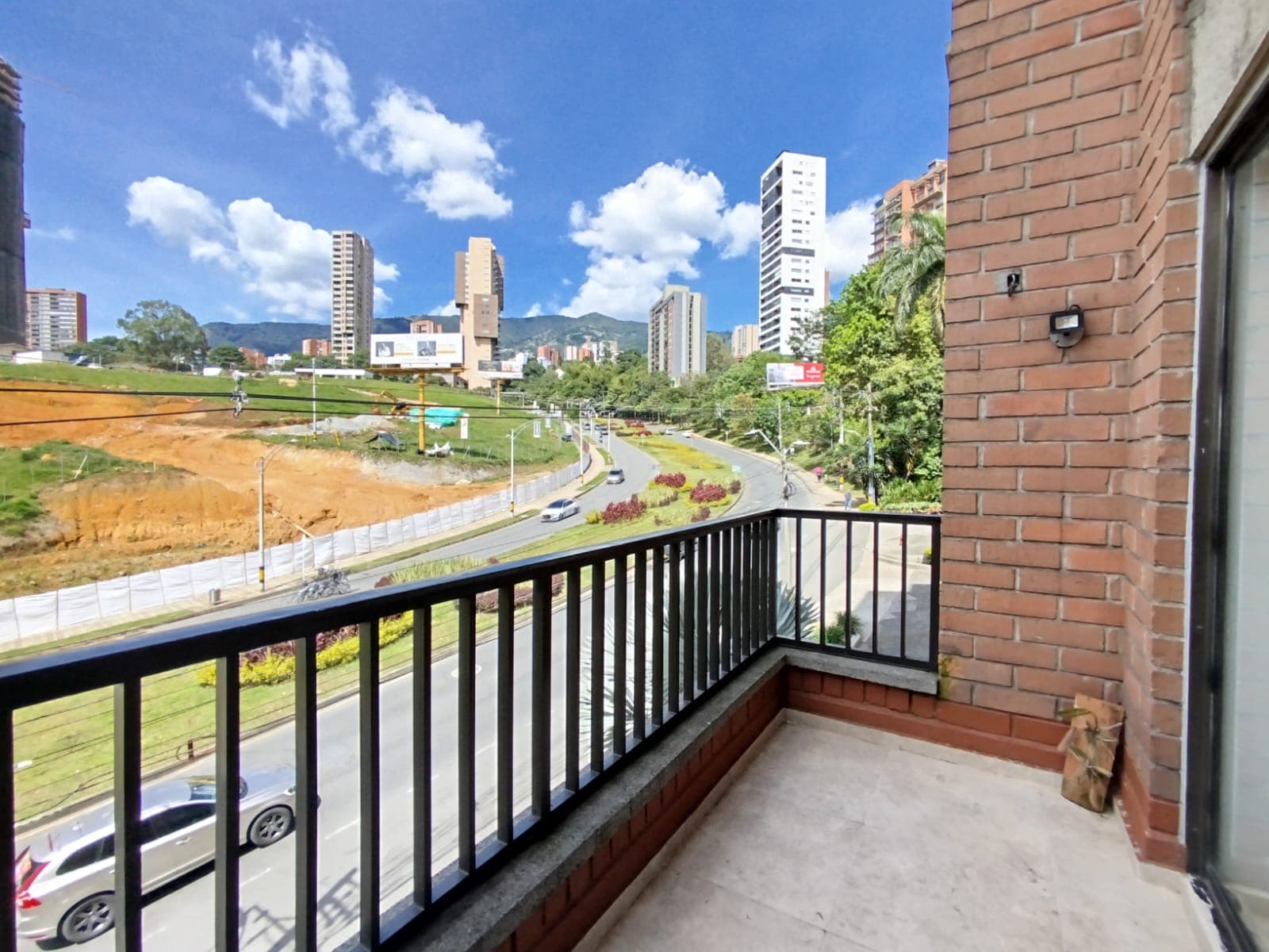 Apartamento en arriendo en Los Balsos, Poblado, Medellín — foto 3 de 20